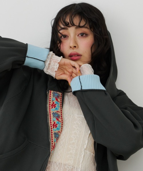 Unitage（ユニテージ）の「チロルテープニットパーカー（パーカー・レディース・チャコールグレー/グレー/ピンク/アイボリー・FREE）」の12枚目の写真