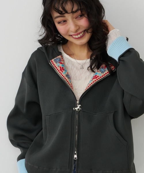 Unitage（ユニテージ）の「チロルテープニットパーカー（パーカー・レディース・チャコールグレー/グレー/ピンク/アイボリー・FREE）」の16枚目の写真