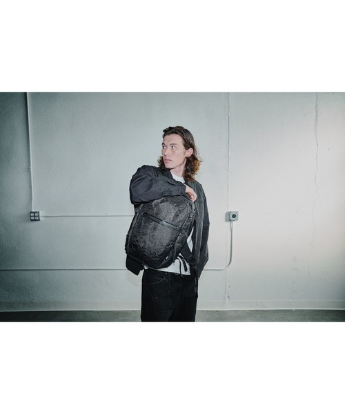 Aer（エアー）の「AER　City Pack 2 Ultra　/　AER-91052（バックパック/リュック・メンズ・ブラック・FREE）」の12枚目の写真