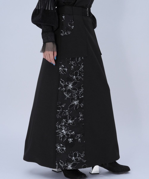 HARE（ハレ）の「フラワーキリカエナロースカート(HARE)（スカート・レディース・ブラック/ライトブルー・FREE）」の2枚目の写真