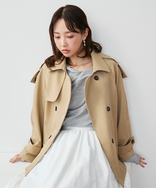 krahe(クレーエ)の「2wayスタンドカラー ショートトレンチジャケット(トレンチコート・レディース・ベージュ/ブラック・FREE)」の14枚目の写真
