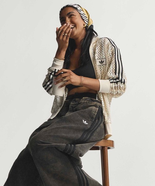 adidas（アディダス）の「コーデュロイ SST オーバーサイズ パンツ / アディダスオリジナルス adidas Originals（スウェットパンツ・レディース・ブラウン/ブラック・MEDIUM/SMALL/X-SMALL/XX-LARGE/LARGE/X-LARGE）」の6枚目の写真