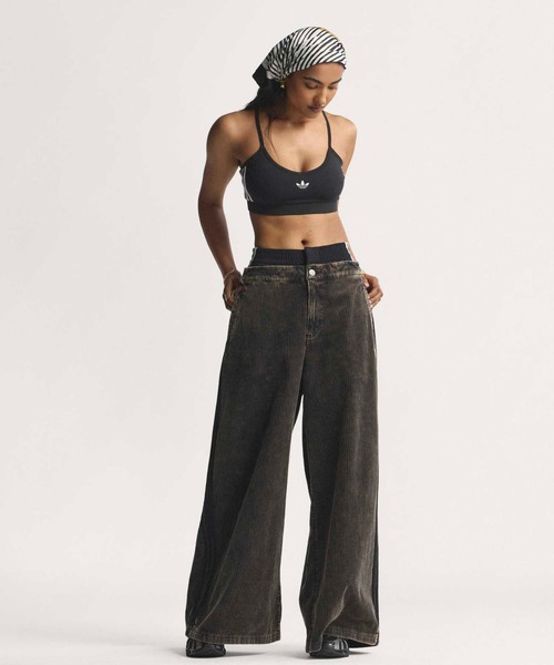 adidas（アディダス）の「コーデュロイ SST オーバーサイズ パンツ / アディダスオリジナルス adidas Originals（スウェットパンツ・レディース・ブラウン/ブラック・MEDIUM/SMALL/X-SMALL/XX-LARGE/LARGE/X-LARGE）」の7枚目の写真