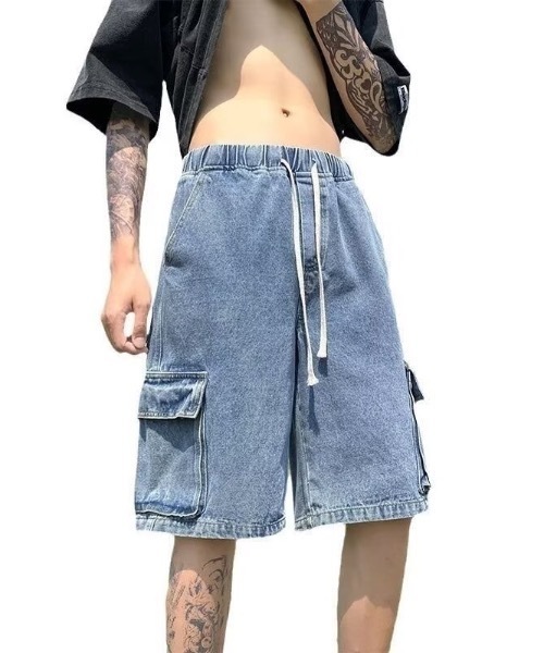 SHEPP(シープ)の「【26年春新作】【UNISEX】ワイドシルエット デニム カーゴハーフパンツ / バミューダパンツ(デニムパンツ・メンズ・ブラック/ライトブルー/インディゴブルー・L/M)」の7枚目の写真