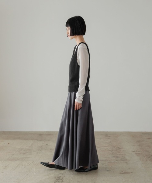 LOWRYS FARM（ローリーズファーム）の「２ＷＡＹコンパクトベスト　654888（ニット/セーター・レディース・ライトベージュ/ブラック・FREE）」の17枚目の写真