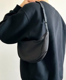 BEATJIVE（ビートジャイブ）の「ショルダーバッグ ハーフムーン ブラック メンズ レディース（ショルダーバッグ）」