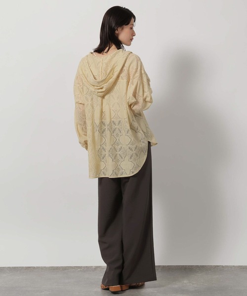 LAKOLE（ラコレ）の「レースフードシャツ / 654300（シャツ/ブラウス・レディース・クリーム/オフホワイト/ブラック・FREE）」の19枚目の写真