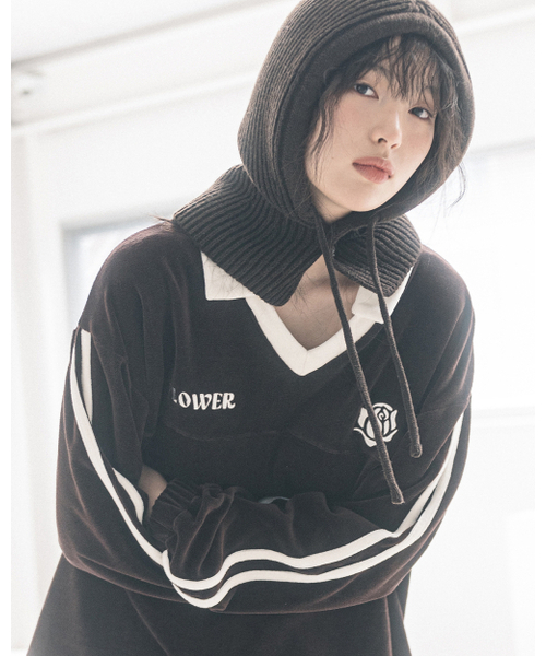 HAVISM(ヘビズム)の「OVERSIZE VELOUR V-NECK L/S TEE(BROWN)(ポロシャツ・レディース・その他・ONE SIZE)」の4枚目の写真