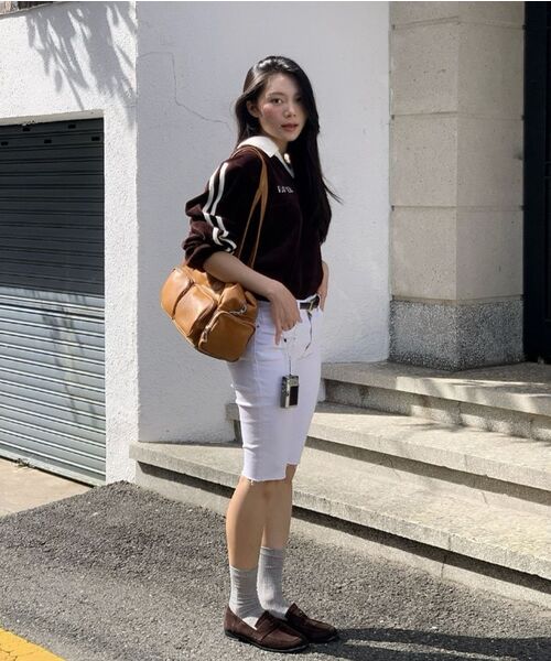 HAVISM(ヘビズム)の「OVERSIZE VELOUR V-NECK L/S TEE(BROWN)(ポロシャツ・レディース・その他・ONE SIZE)」の12枚目の写真