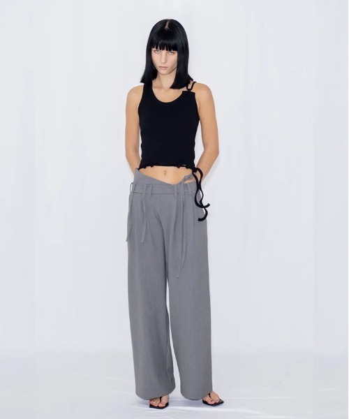 VIAVANDA(ヴィアヴァンダ)の「STRING WIDE TROUSERS(スラックス・レディース・ブラック/グレー・SMALL/MEDIUM)」の6枚目の写真