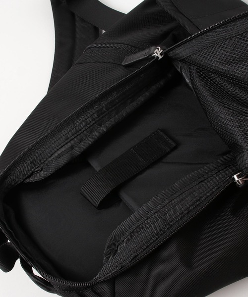 marimekko（マリメッコ）の「【ZOZO限定　ノベルティ付】Roadie / METRO　backpack（バックパック/リュック・レディース・ブラック・FREE）」の6枚目の写真