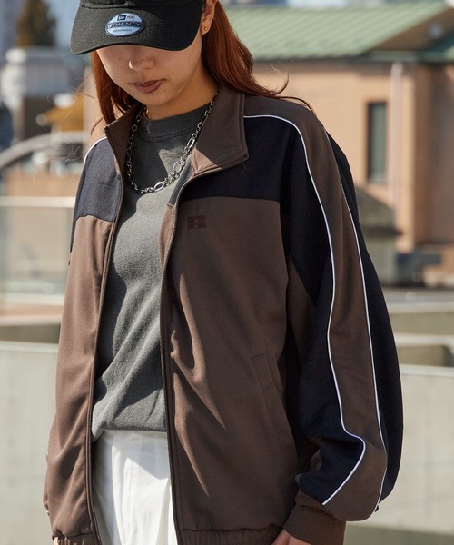 Russell Athletic(ラッセルアスレティック)の「Russell Athletic/ラッセルアスレティック Double Jersey Track Jacket ロゴデザイン ダブルジップ ジャージ トラックジャケット 秋 秋服 2026年秋冬(ジャージ・メンズ・ブラック/ブラウン・M/L/XL)」の17枚目の写真