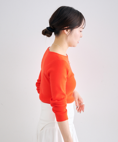 U by SPICK&SPAN（ユーバイスピックアンドスパン）の「ワイドリブロングスリーブニット（ニット/セーター・レディース・オレンジ/ネイビー・FREE）」の16枚目の写真
