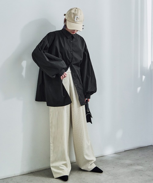 Fashion Letter(ファッションレター)の「バルーンスリーブ ロングシャツ(シャツ/ブラウス・レディース・ブラック/ライトグレー/オフホワイト・M)」の1枚目の写真
