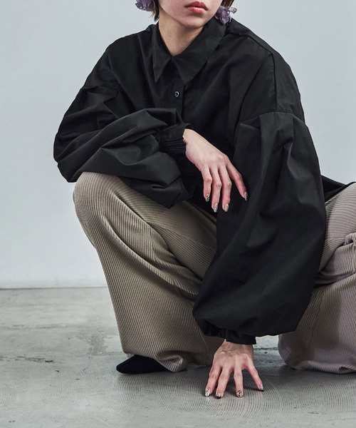 Fashion Letter(ファッションレター)の「バルーンスリーブ ロングシャツ(シャツ/ブラウス・レディース・ブラック/ライトグレー/オフホワイト・M)」の17枚目の写真