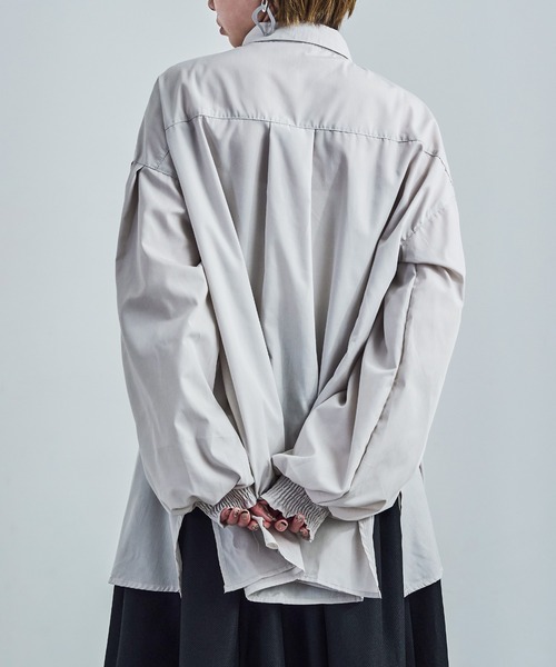 Fashion Letter(ファッションレター)の「バルーンスリーブ ロングシャツ(シャツ/ブラウス・レディース・ブラック/ライトグレー/オフホワイト・M)」の6枚目の写真