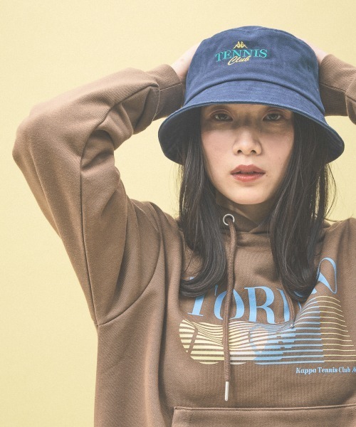 Kappa（カッパ）の「≪Kappa×and ST ウェルネスクラブ≫バケットハット（ハット・レディース・ベージュ/ブラック/ブルー/オフホワイト・FREE）」の4枚目の写真