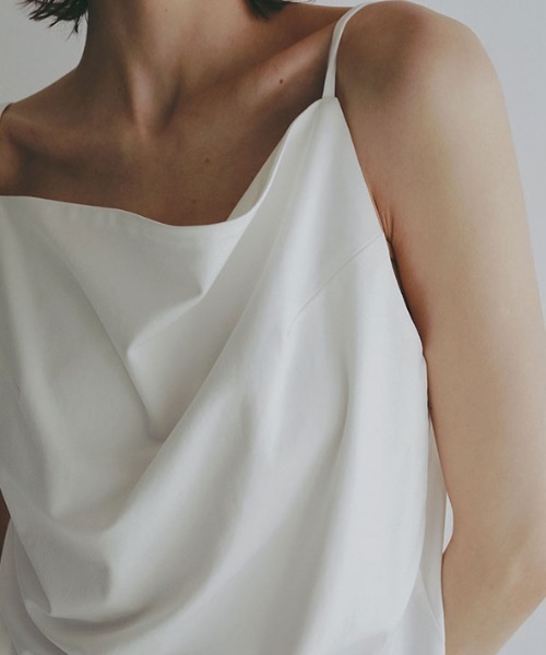 ETRE TOKYO（エトレトウキョウ）の「【先行予約限定 10%OFF】キュプラジャージキャミソール（キャミソール・レディース・ブラック/ホワイト/ブラウン・FREE）」の10枚目の写真