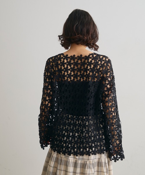 Crisp（クリスプ）の「フラワーレーストップス（Tシャツ/カットソー・レディース・アイボリー/ブラック・FREE）」の8枚目の写真