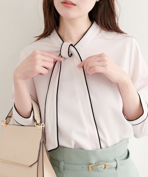 natural couture（ナチュラルクチュール）の「ねじり配色ボウタイブラウス（シャツ/ブラウス・レディース・その他2/その他1/ベージュ/サックスブルー/ピンクベージュ/アイボリー・FREE）」の2枚目の写真