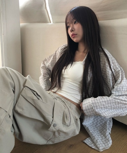 anyonemore(エニワンモア)の「ビッグカーゴポケットバルーンワイドパンツ(その他パンツ・レディース・ブラック/クリーム・LARGE/MEDIUM/SMALL)」の10枚目の写真