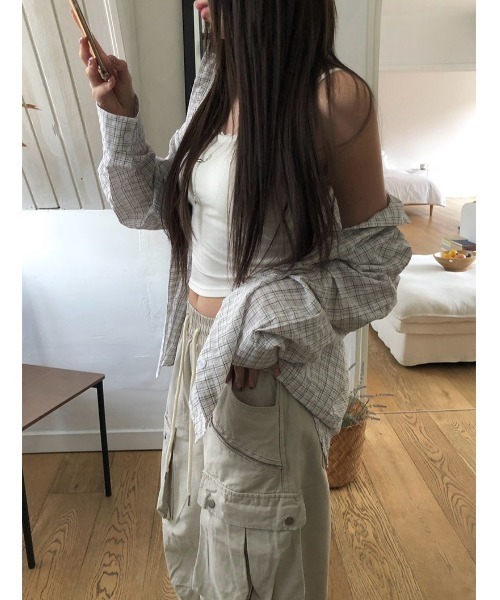 anyonemore(エニワンモア)の「ビッグカーゴポケットバルーンワイドパンツ(その他パンツ・レディース・ブラック/クリーム・LARGE/MEDIUM/SMALL)」の17枚目の写真