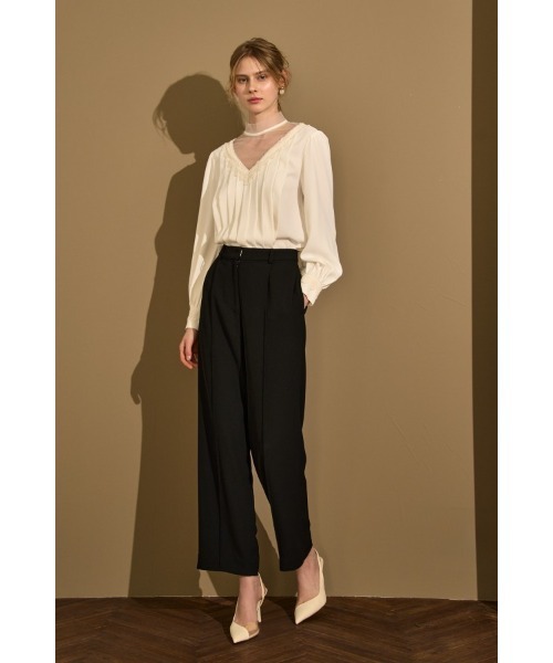 ERADIE（エラディエ）の「Sheer Tucked Blouse  シアー＆タックブラウス（シャツ/ブラウス・レディース・オフホワイト/ブラック/ベージュ・FREE）」の13枚目の写真