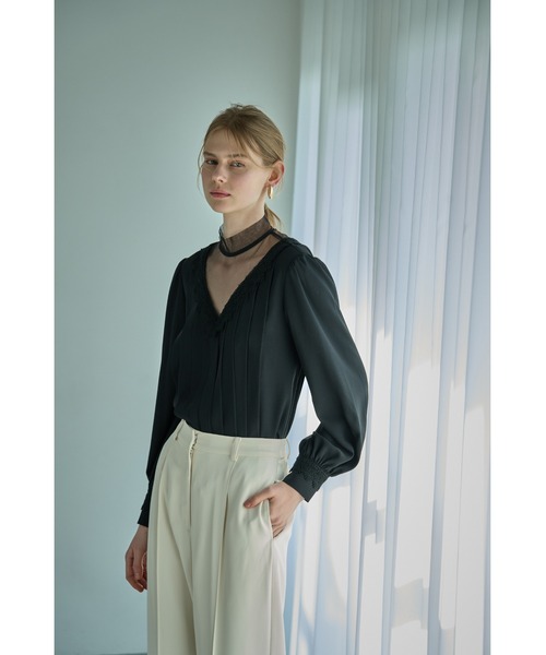 ERADIE（エラディエ）の「Sheer Tucked Blouse  シアー＆タックブラウス（シャツ/ブラウス・レディース・オフホワイト/ブラック/ベージュ・FREE）」の20枚目の写真
