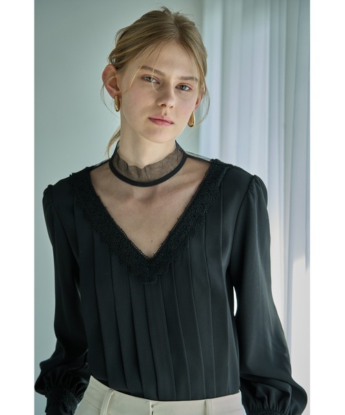 ERADIE（エラディエ）の「Sheer Tucked Blouse  シアー＆タックブラウス（シャツ/ブラウス・レディース・オフホワイト/ブラック/ベージュ・FREE）」の21枚目の写真