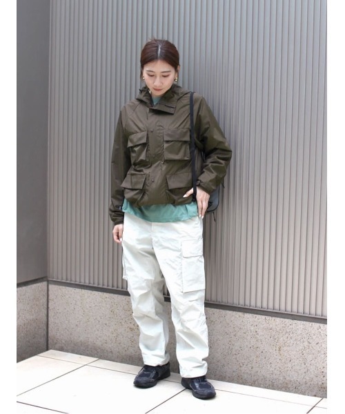 Snow Peak(スノーピーク)の「Snow Peak / U.L. Double Weave Mountain Parka ダブルウィーブマウンテンパーカー(マウンテンパーカー・メンズ・ブラック/ピンク/ブラウン・L/M)」の4枚目の写真