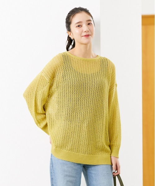 Right-on（ライトオン）の「【HONEYSUCKLE ROSE】透かし編みニットプルオーバー (シアーニット / ドロップショルダー / レイヤード)（ニット/セーター・レディース・ブラック/ライトイエロー/キナリ・L/M）」の3枚目の写真