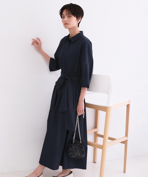 OPAQUE.CLIP（オペークドットクリップ）の「サッシュリボンベルト付きフレアシャツワンピース【洗濯機OK/防シワ加工】（ワンピース・レディース・ブラック系7/ライトブルー/レッド系/ブラウン系その他/ネイビー・40/38）」の4枚目の写真