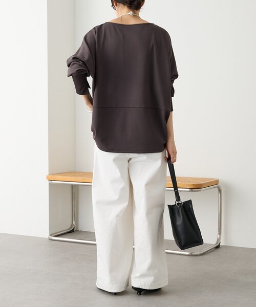 RIVE DROITE（リヴドロワ）の「【万能ブラウス】カットジョーゼットドルマンプルオーバー（Tシャツ/カットソー・レディース・チャコールグレー/オフホワイト/ベージュ・FREE）」の21枚目の写真