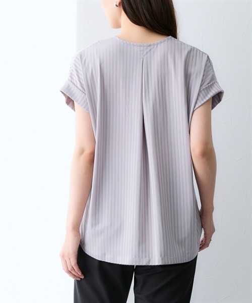 7days Life Styling(セブンデイズライフスタイリング)の「シャドーストライプ開襟スキッパートップス(Tシャツ/カットソー・レディース・グレー/ブラック・L/M/3L/LL)」の10枚目の写真