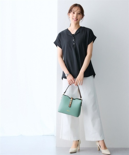 7days Life Styling(セブンデイズライフスタイリング)の「シャドーストライプ開襟スキッパートップス(Tシャツ/カットソー・レディース・グレー/ブラック・L/M/3L/LL)」の4枚目の写真