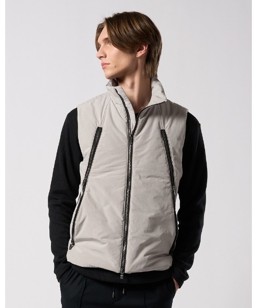 wjk（ダヴルジェイケイ）の「solid zip vest（ベスト・メンズ・グレー系その他/スミクロ・SMALL/MEDIUM/LARGE/X-LARGE）」の8枚目の写真