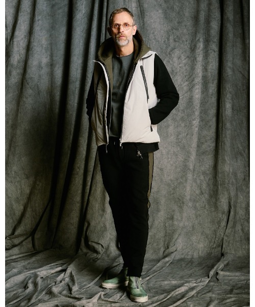 wjk（ダヴルジェイケイ）の「solid zip vest（ベスト・メンズ・グレー系その他/スミクロ・SMALL/MEDIUM/LARGE/X-LARGE）」の13枚目の写真