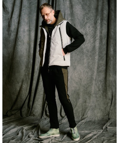 wjk（ダヴルジェイケイ）の「solid zip vest（ベスト・メンズ・グレー系その他/スミクロ・SMALL/MEDIUM/LARGE/X-LARGE）」の12枚目の写真