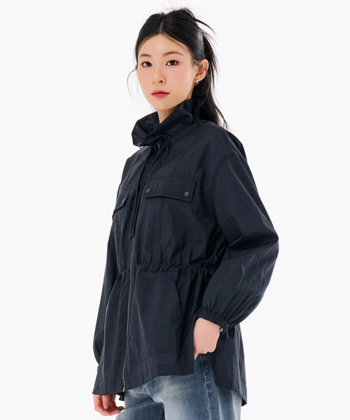 CHASECULT(チェイスカルト)の「レディース ハイネックサファリジャンパー-FBRG4173C04(ミリタリージャケット・メンズ・ネイビー・FRE)」の2枚目の写真