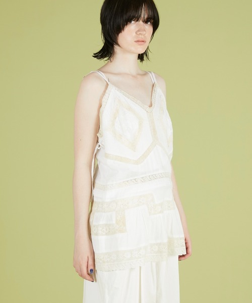 crinkle crinkle crinkle(クリンクルクリンクルクリンクル)の「【crinkle crinkle crinkle】hand tuck lace camisole/ハンドタックレースキャミソール(キャミソール・レディース・ブルー/ホワイト・FREE)」の5枚目の写真