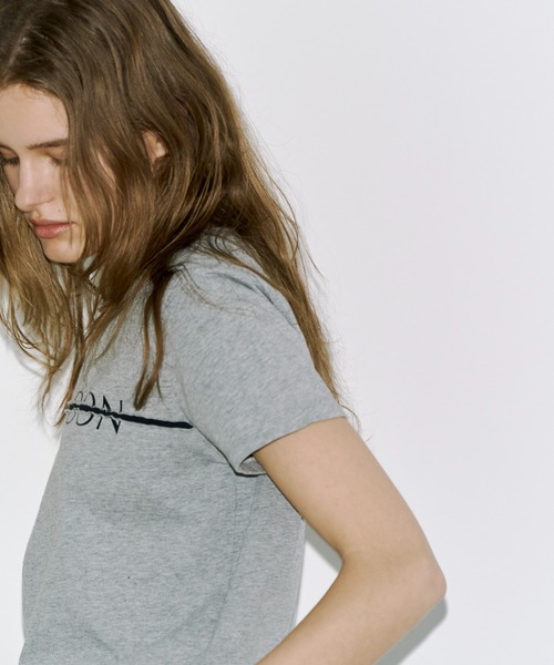 JOSE MOON(ジョゼムーン)の「MINIMUM LOGO TSHIRT/ミニマムロゴTシャツ(Tシャツ/カットソー・レディース・ホワイト/グレー/ブラック・FREE)」の12枚目の写真