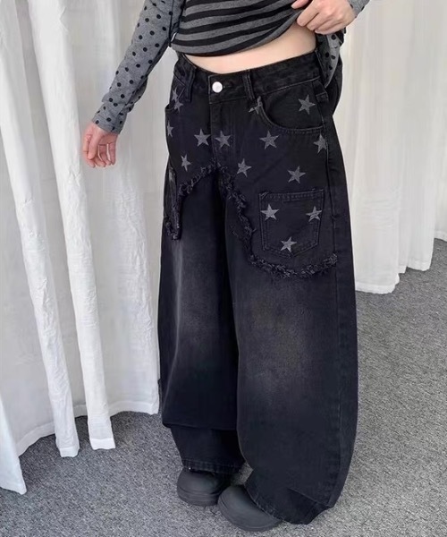 FUNdaysion(ファンデイション)の「スター柄フリンジワイドデニムパンツ/バルーンデニムパンツ(デニムパンツ・レディース・ブルー/ブラック・S/M/L)」の5枚目の写真