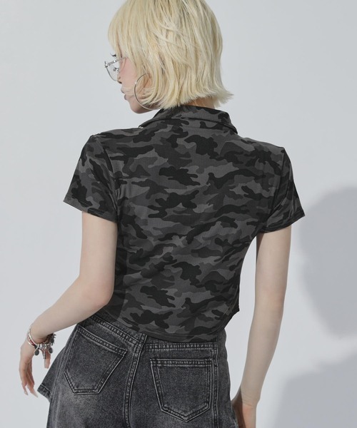 ANAP(アナップ)の「カモフラ ダブルジップ トップス(Tシャツ/カットソー・レディース・カーキ/グレー・F)」の11枚目の写真