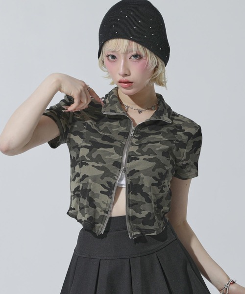 ANAP(アナップ)の「カモフラ ダブルジップ トップス(Tシャツ/カットソー・レディース・カーキ/グレー・F)」の15枚目の写真