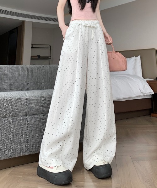 LUCPY(ラクピー)の「ドット柄ウエストリボンワイドパンツ(その他パンツ・レディース・ネイビー/ホワイト・LARGE/MEDIUM/X-LARGE/SMALL)」の3枚目の写真