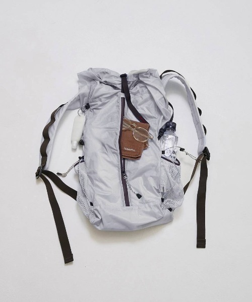 TODAYFUL（トゥデイフル）の「【WEB限定】[TODAYFUL/トゥデイフル] ユースフル シアーバックパック（バックパック/リュック・レディース・ブルー系その他/ブラック・F）」の4枚目の写真
