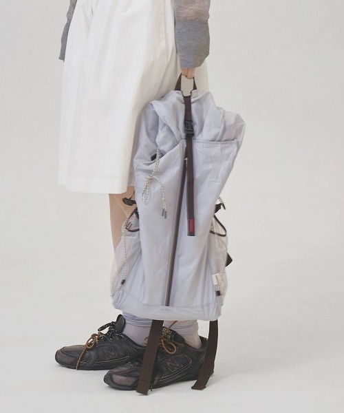 TODAYFUL（トゥデイフル）の「【WEB限定】[TODAYFUL/トゥデイフル] ユースフル シアーバックパック（バックパック/リュック・レディース・ブルー系その他/ブラック・F）」の5枚目の写真
