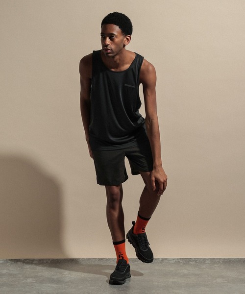 NUMERALS（ヌメラルズ）の「[NUMERALS]MINI MESH LOGO TANK TOP（タンクトップ・メンズ・ブラック/グリーン・MEDIUM/LARGE）」の6枚目の写真
