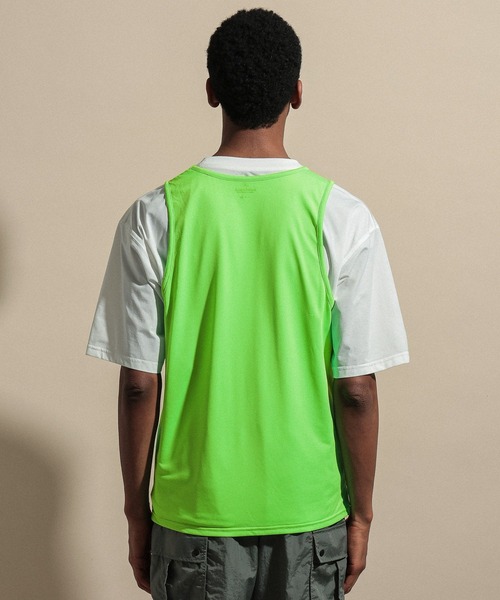NUMERALS（ヌメラルズ）の「[NUMERALS]MINI MESH LOGO TANK TOP（タンクトップ・メンズ・ブラック/グリーン・MEDIUM/LARGE）」の17枚目の写真