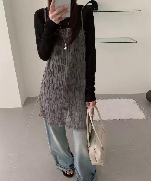 CHUN CHUN NOTES(チュンチュンノーツ)の「26SS/シアープリーツレースキャミワンピース(キャミソール・レディース・グリーン/アイボリー/ブラック/グレー・F)」の14枚目の写真